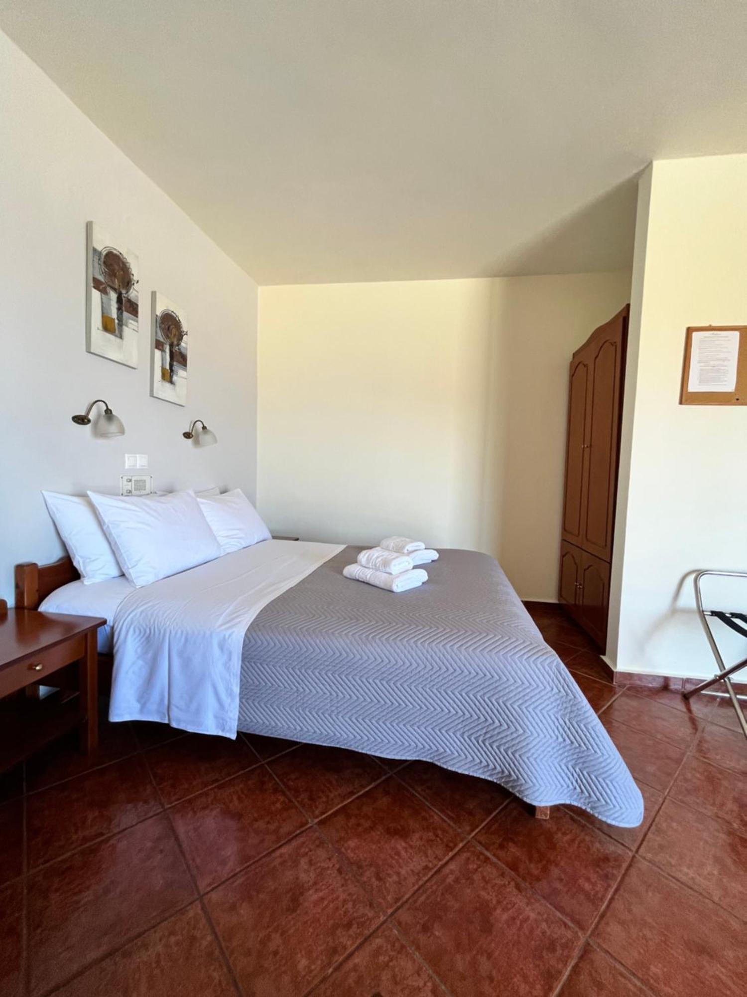 Iolkos Aparthotel