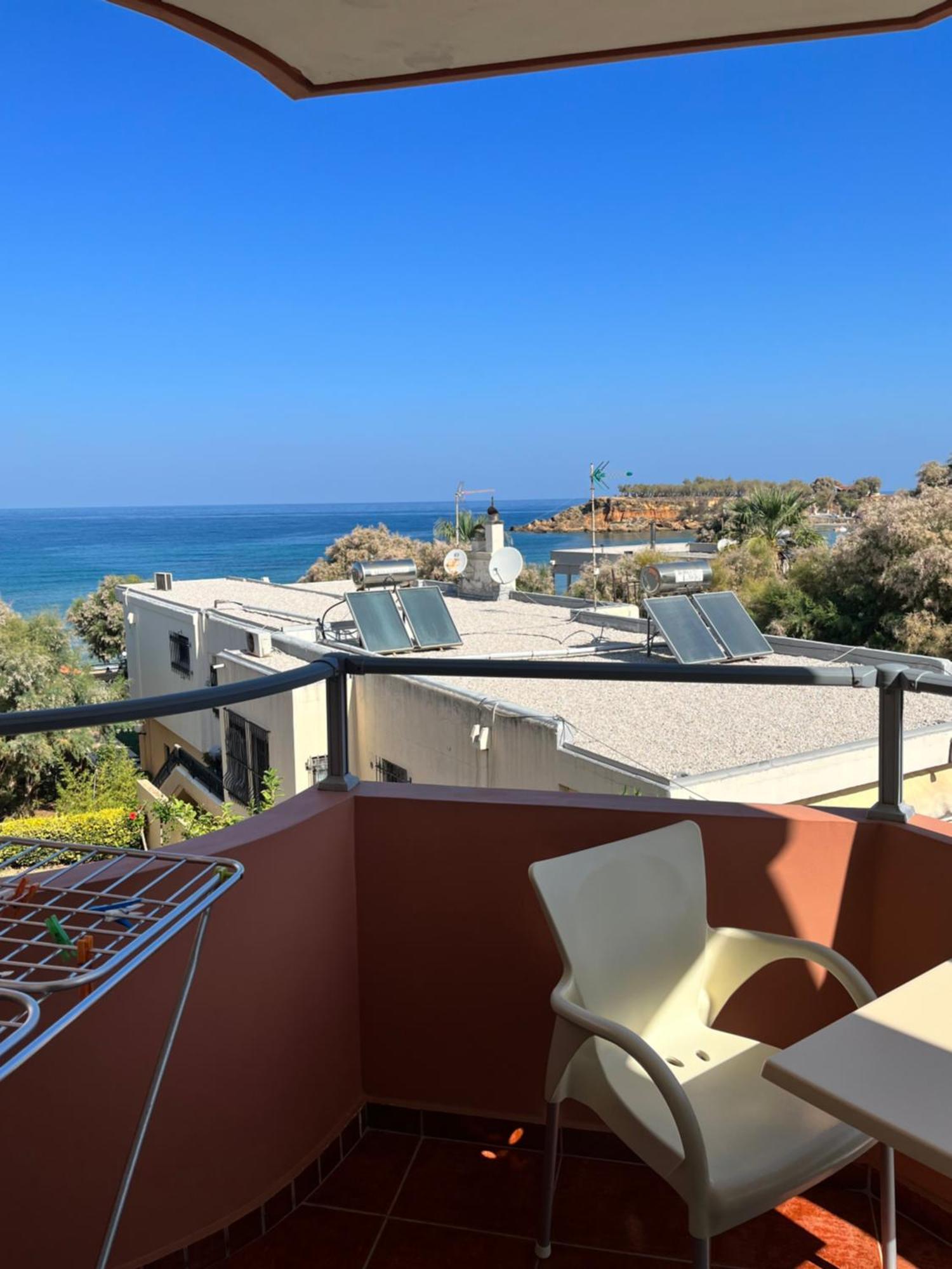 Iolkos Aparthotel 2*